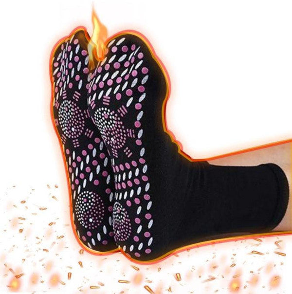 Self-heating Magnetic Socks